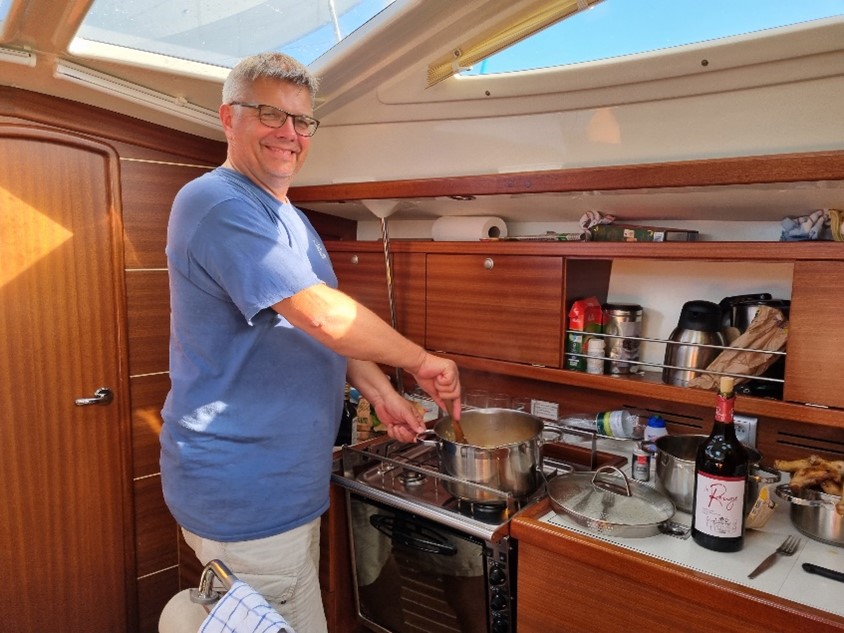 Captain kocht Abendessen besoffenes Huhn